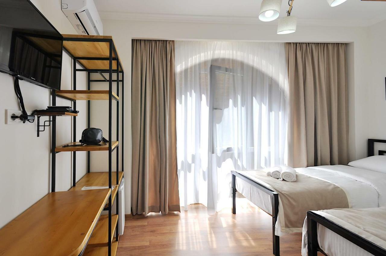 Hotel Art Nebula Тбилиси Экстерьер фото